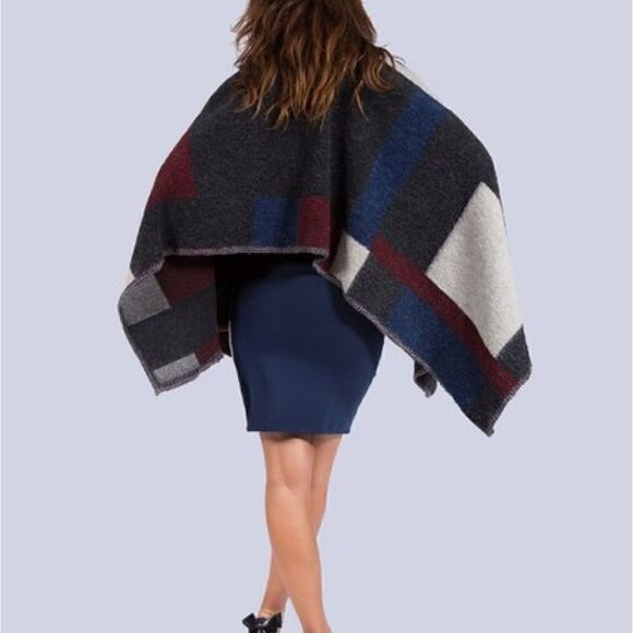 Natalia Romano Maroon Buffalo Plaid Samantha Poncho Wrap - Picture 6 of 9